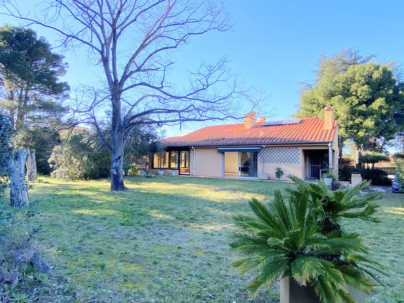 Villa - 205 m² - 6 pièces