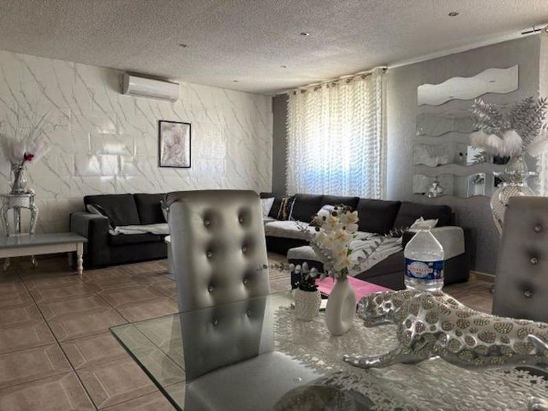 Maison - 103 m² - 5 pièces