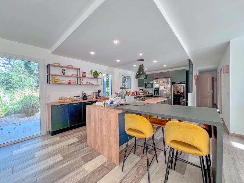 Maison contemporaine - 185 m² - 5 pièces