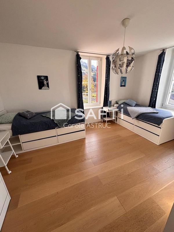 Maison de maîtres - 280 m² - 14 pièces