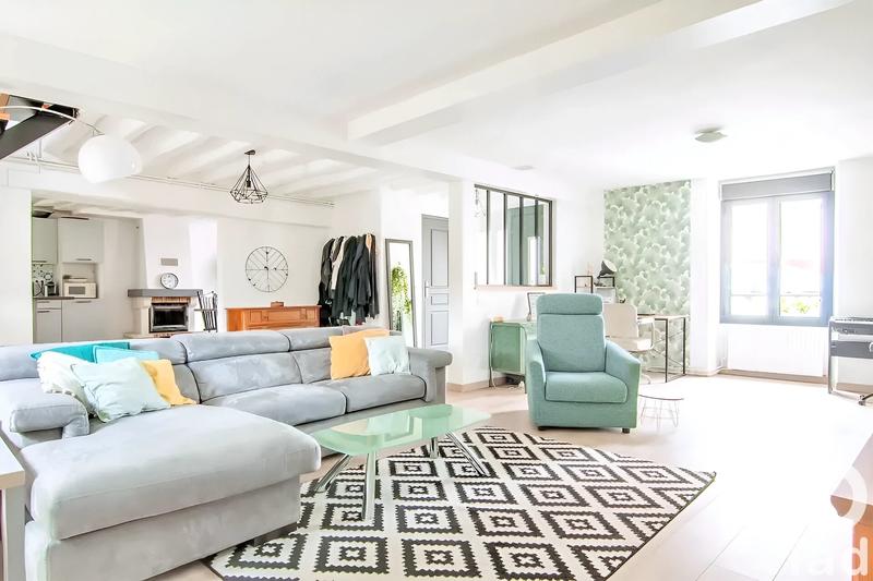 Maison - 190 m² - 8 pièces