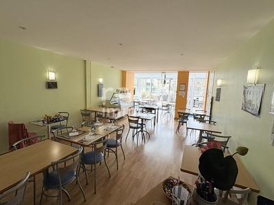 Immeuble mixte - 179 m²