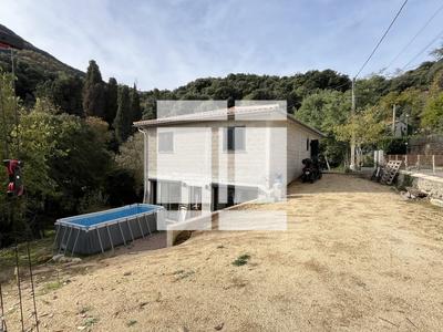 Maison - 148 m² - 5 pièces