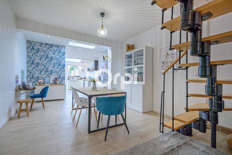 Maison - 106 m² - 4 pièces