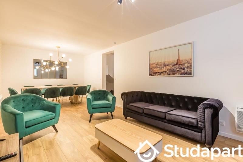 Chambre - 11 m² - 1 pièce