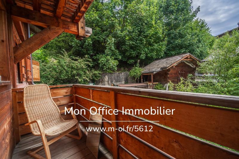 Châlet - 529 m² - 10 pièces