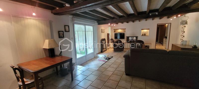 Maison en pierre - 222 m² - 9 pièces
