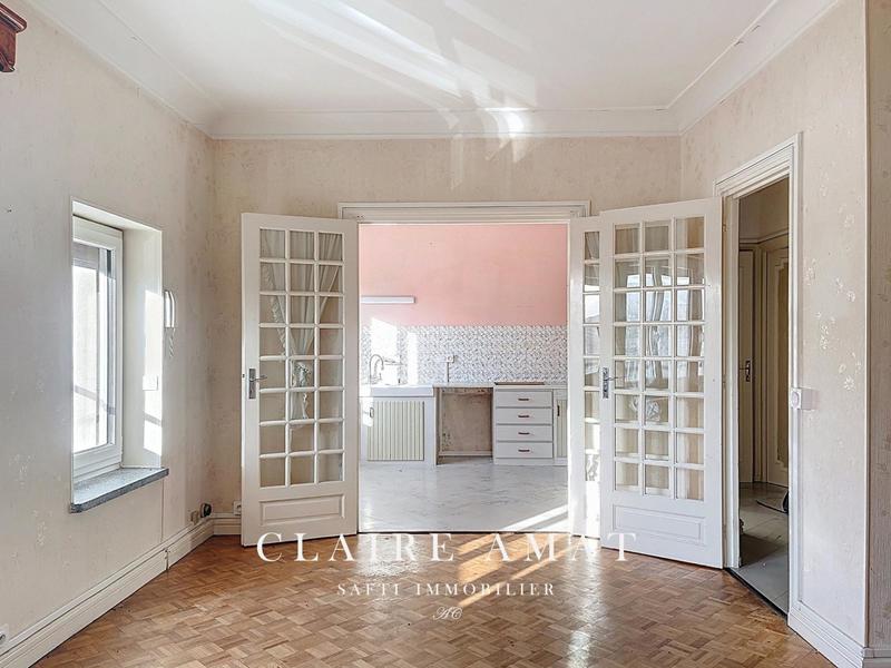 Maison - 93 m² - 6 pièces