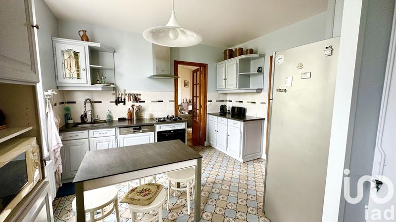 Maison - 177 m² - 7 pièces