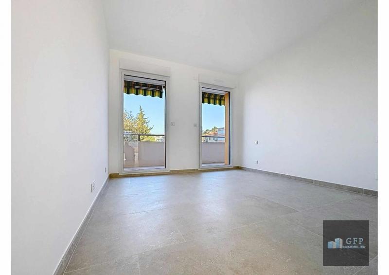 Appartement - 87 m² - 4 pièces