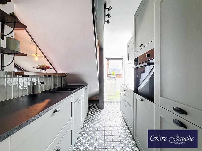 Duplex - 94 m² - 3 pièces