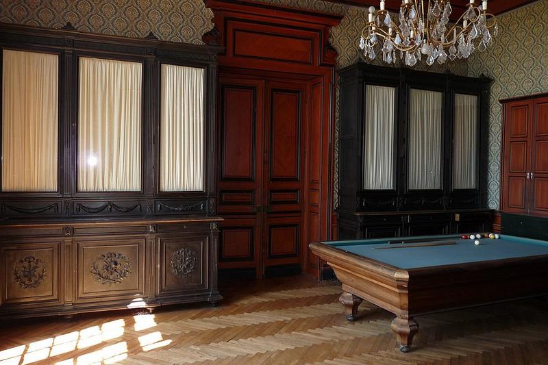 Château - 3 000 m² - 50 pièces