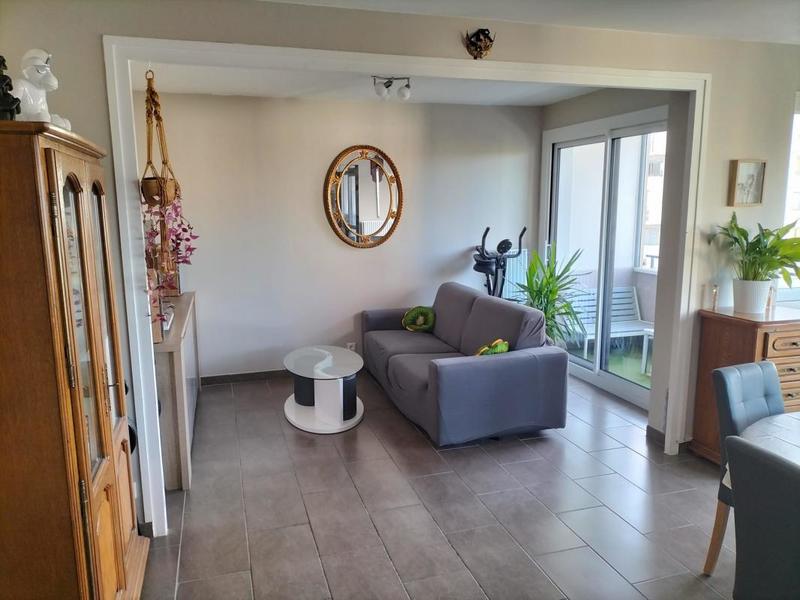 Appartement - 101 m² - 5 pièces