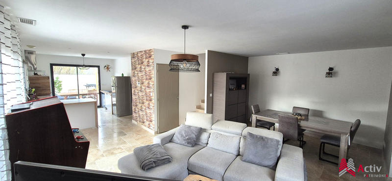 Villa - 90 m² - 4 pièces