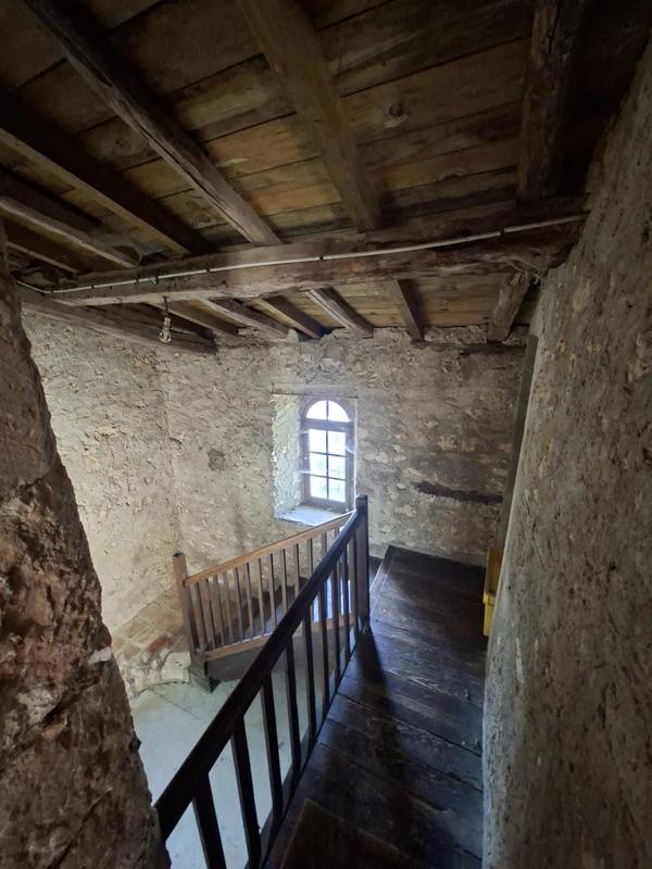 Maison - 113 m² - 9 pièces