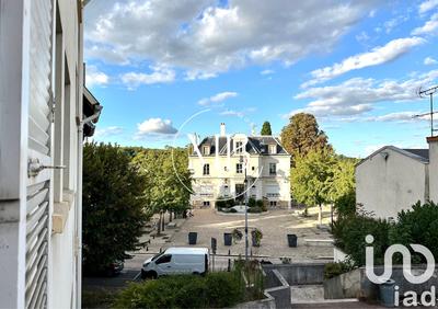 Appartement - 100 m² - 5 pièces