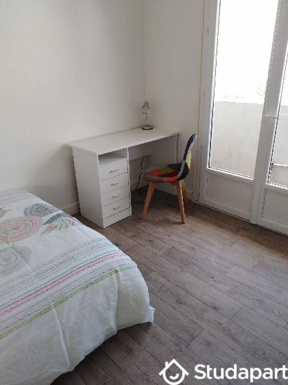 Chambre - 10 m² - 1 pièce