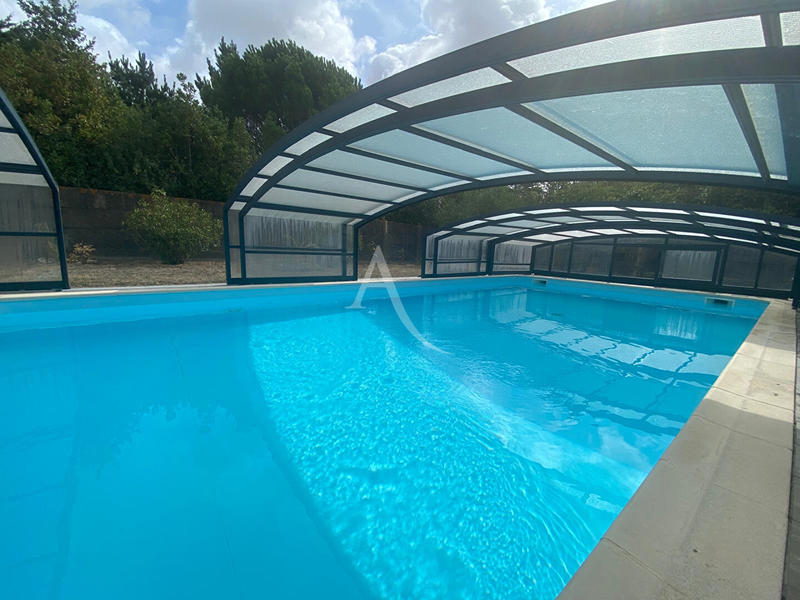 Maison - 140 m² - 6 pièces