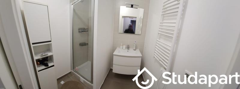 Chambre - 9 m² - 1 pièce