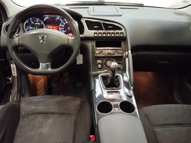 Peugeot 3008 1.6 Hdi 110 Premium Pack 5p