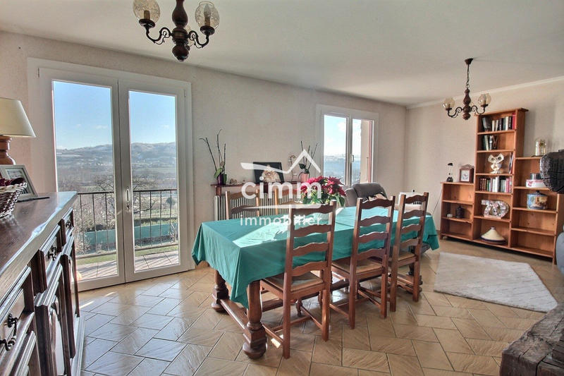 Maison - 164 m² - 6 pièces