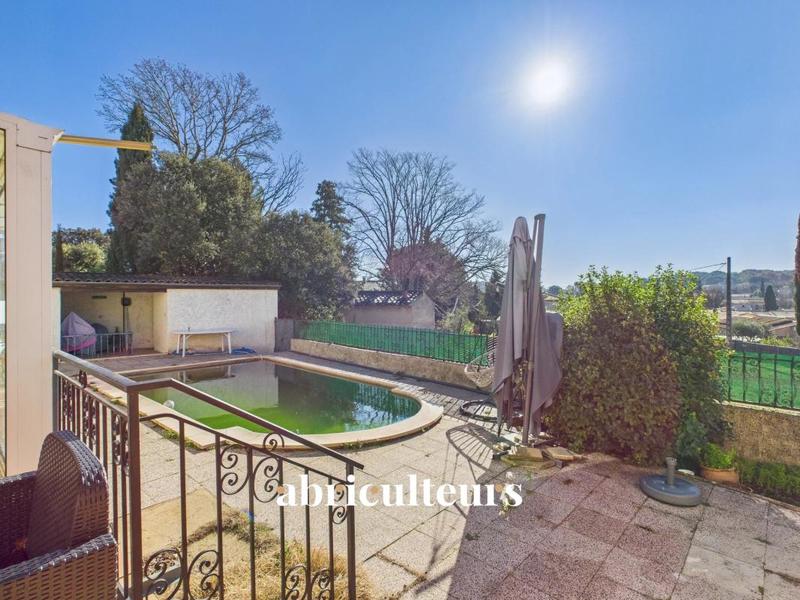 Maison ancienne - 130 m² - 5 pièces