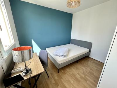 Chambre - 9 m² - 1 pièce