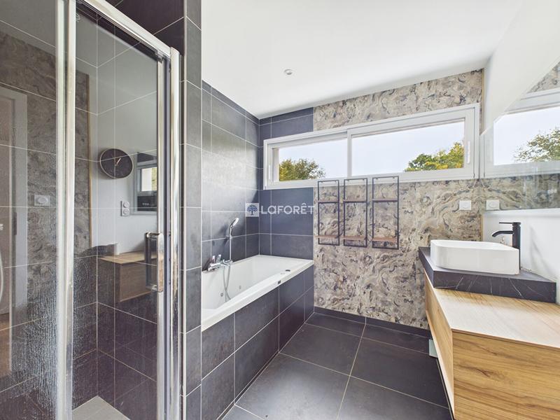 Maison - 131 m² - 6 pièces