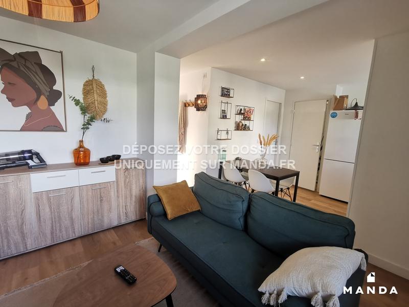 Chambre - 11 m² - 4 pièces