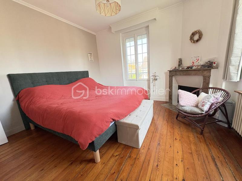 Maison ancienne - 350 m² - 8 pièces