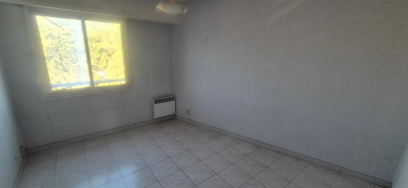 Appartement - 82 m² - 3 pièces