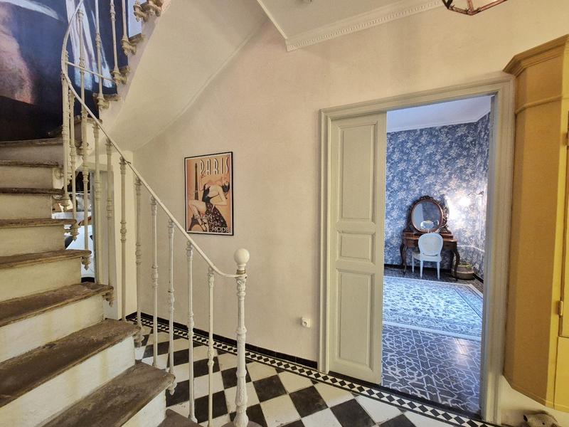 Maison - 180 m² - 6 pièces