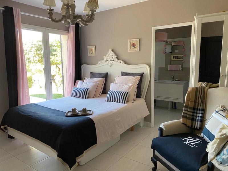 Maison - 180 m² - 6 pièces