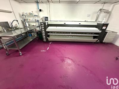 Local commercial - 200 m²