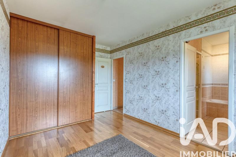 Maison - 98 m² - 4 pièces