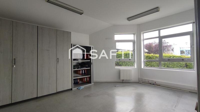 Bureau - 525 m² - 9 pièces