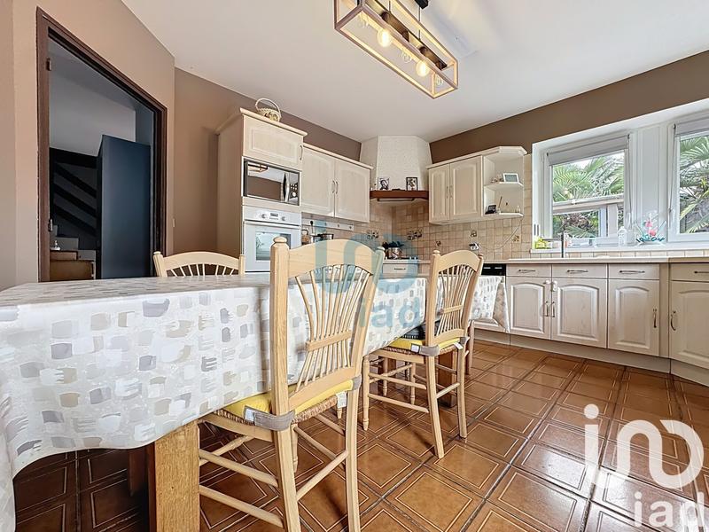 Maison - 168 m² - 7 pièces