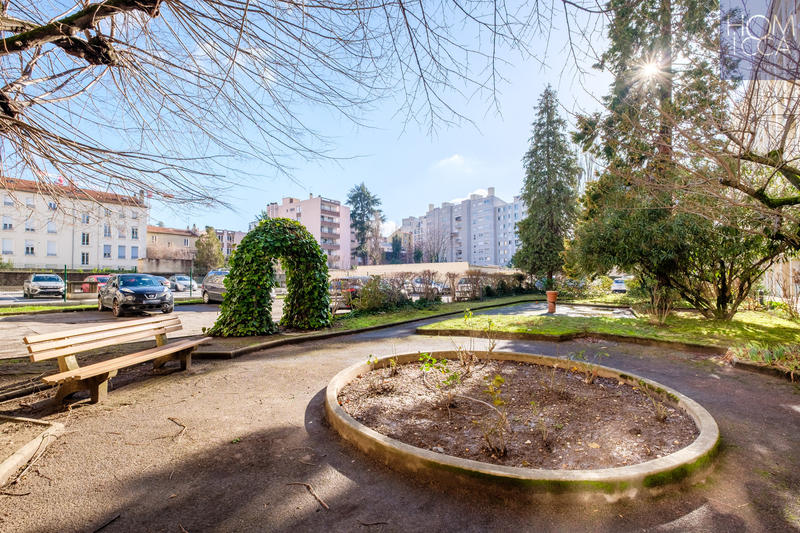 Appartement - 79 m² - 3 pièces