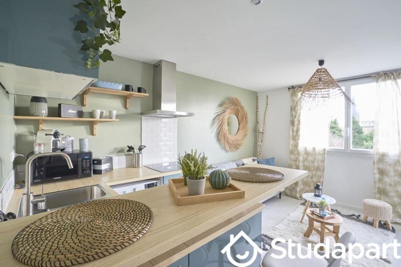 Chambre - 14 m² - 1 pièce