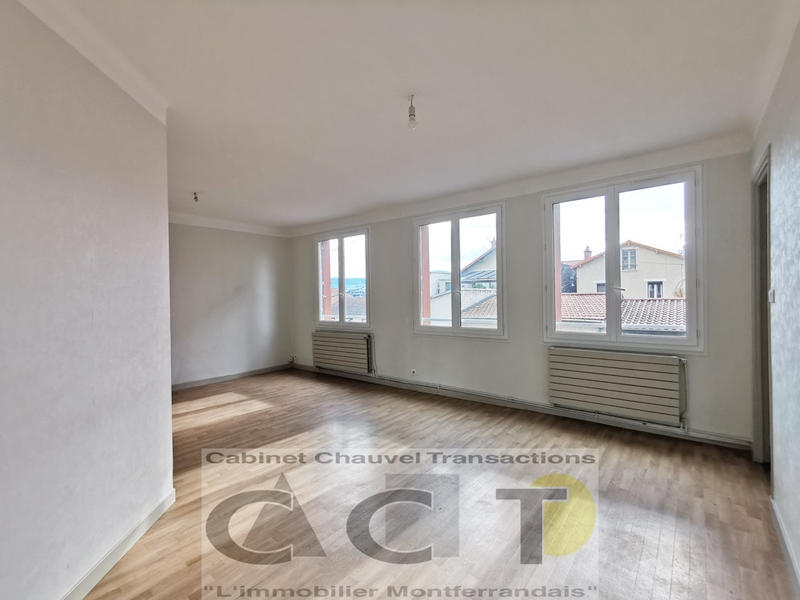 Appartement - 102 m² - 5 pièces