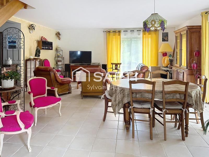 Maison - 136 m² - 5 pièces