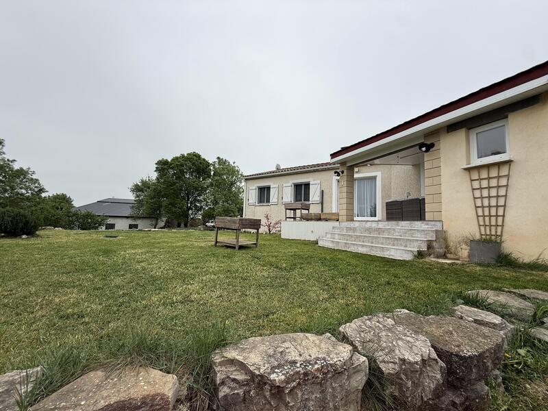 Villa - 150 m² - 5 pièces