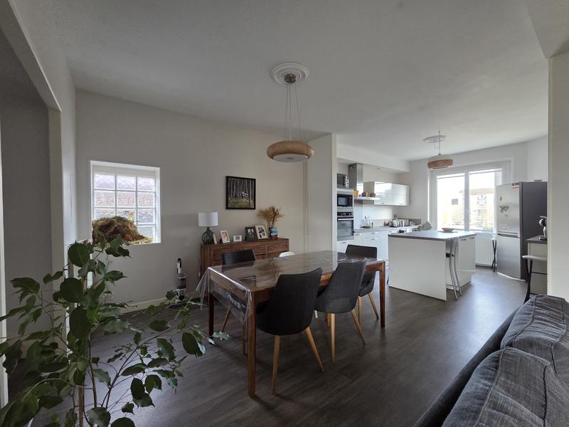 Maison - 114 m² - 7 pièces