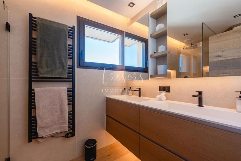 Appartement - 106 m² - 5 pièces