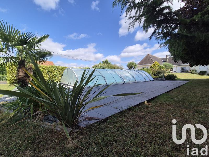 Maison - 422 m² - 11 pièces