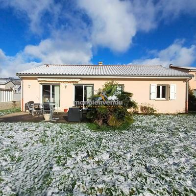 Maison - 94 m² - 4 pièces