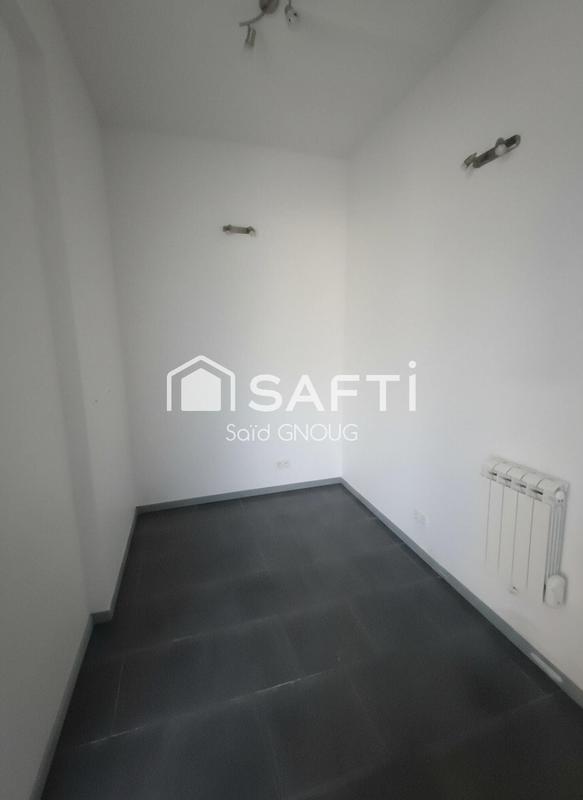 Local commercial - 33 m² - 2 pièces