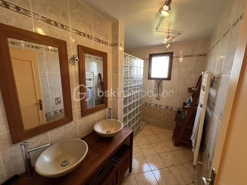 Maison - 115 m² - 6 pièces