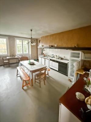 Maison en pierre - 130 m² - 9 pièces