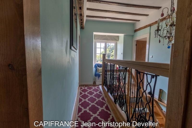 Propriété - 187 m² - 8 pièces